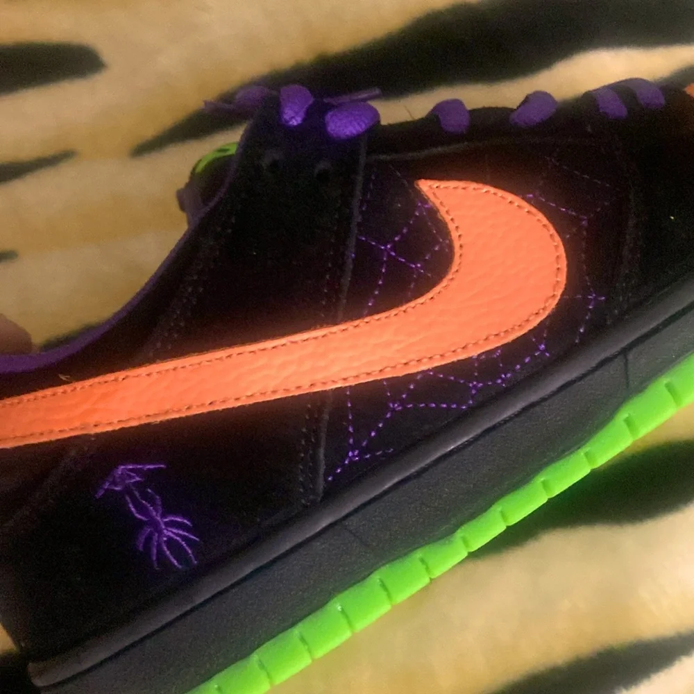 Nike SB Dunk - Picture 1 of 4